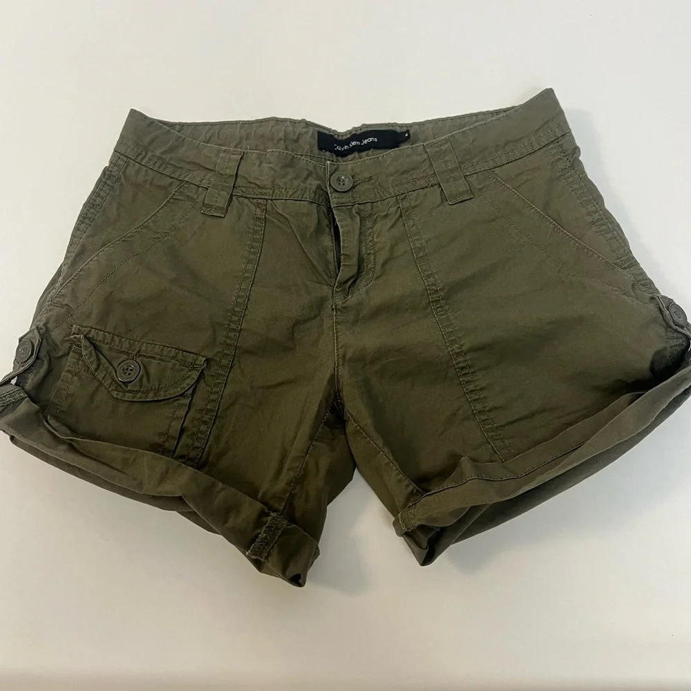 Calvin Klein Women's Cargo Utility Shorts Olive Green Rolled Hem Size 4